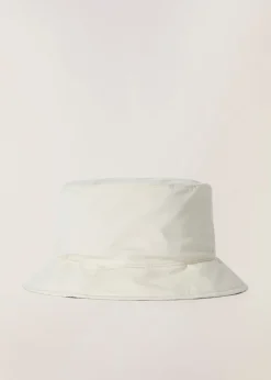Chapeau Pocket