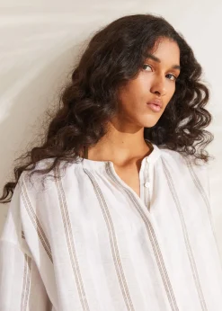 Chemise Lelis