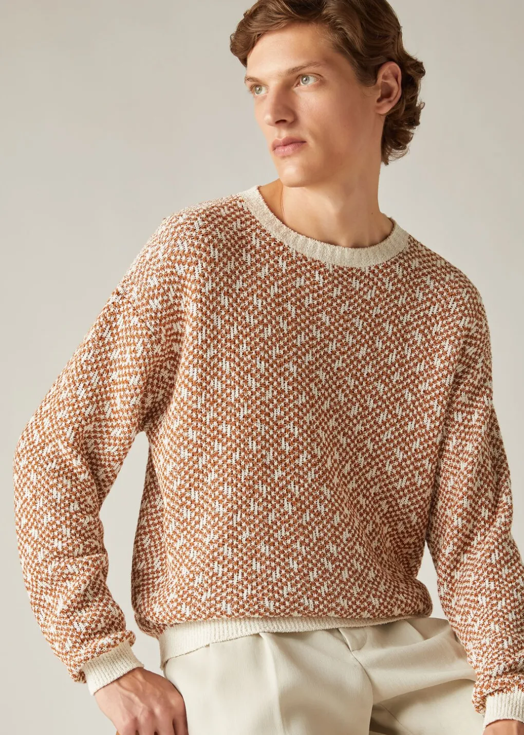 Pull A Col Rond Gelso