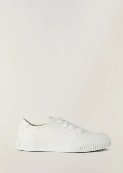 Sneakers Riverhead