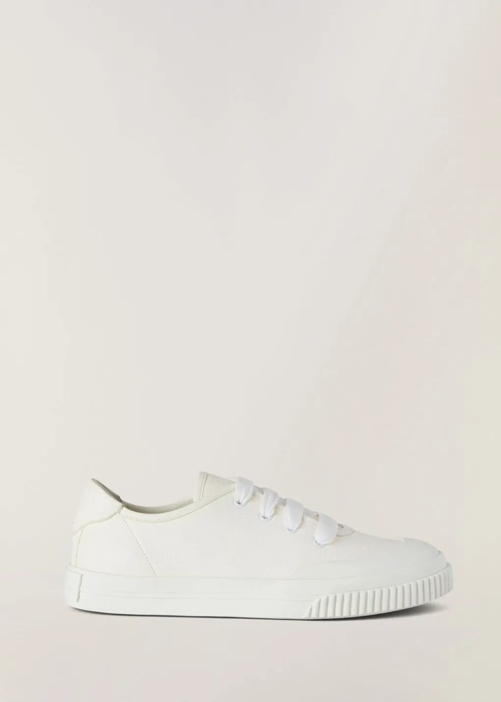 Sneakers Riverhead