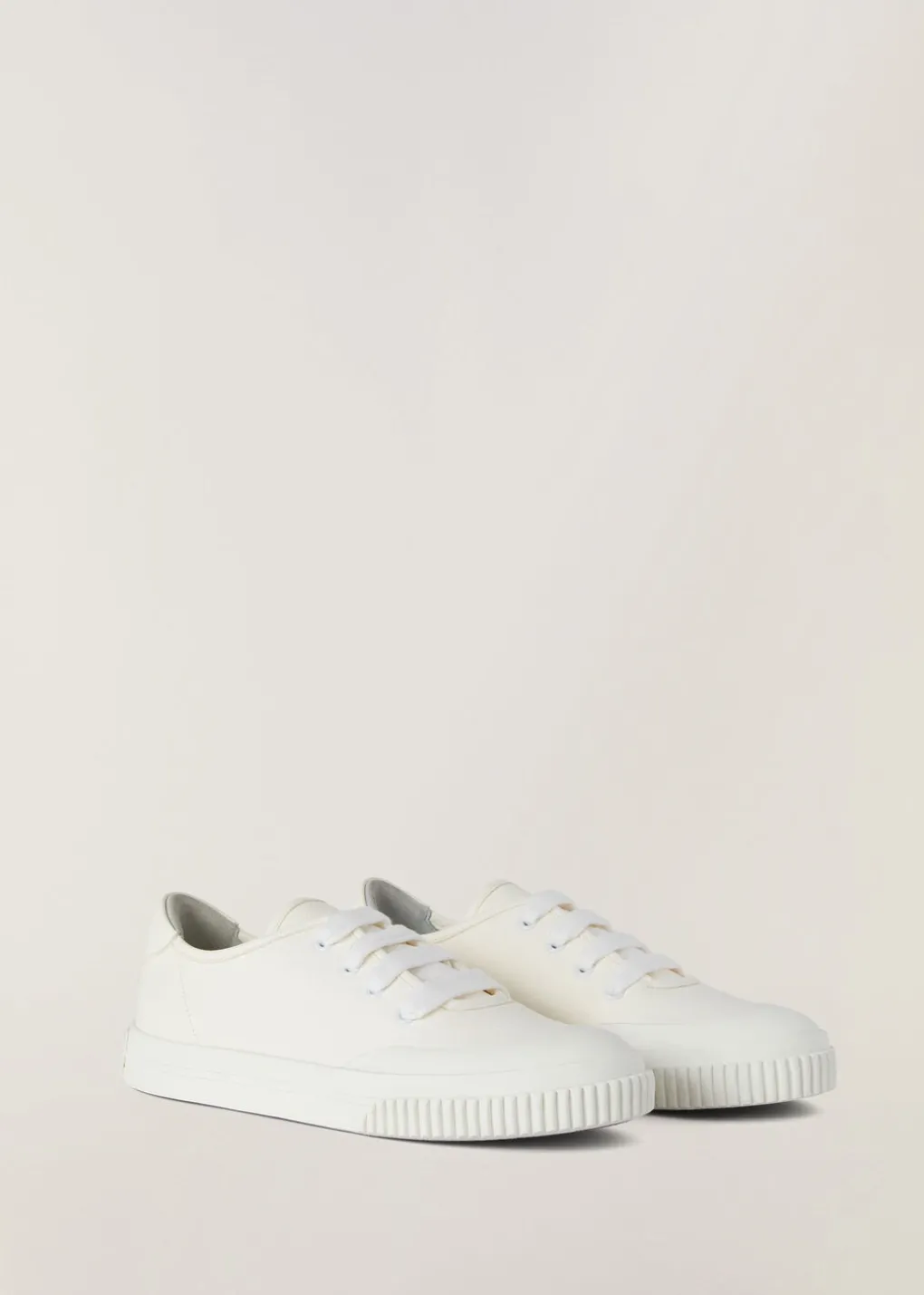 Sneakers Riverhead