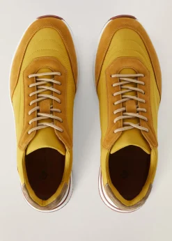 Sneakers Week End Walk