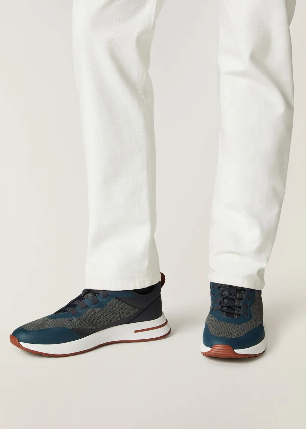 Sneakers Week-End Walk
