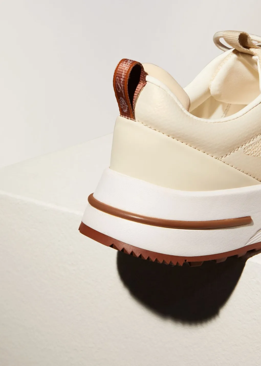 Sneakers Week-End Walk